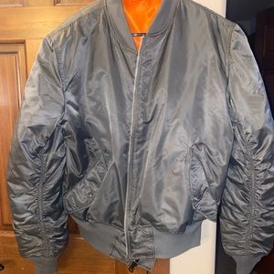 Knox Armories Alpha Industries size medium reversible gray orange